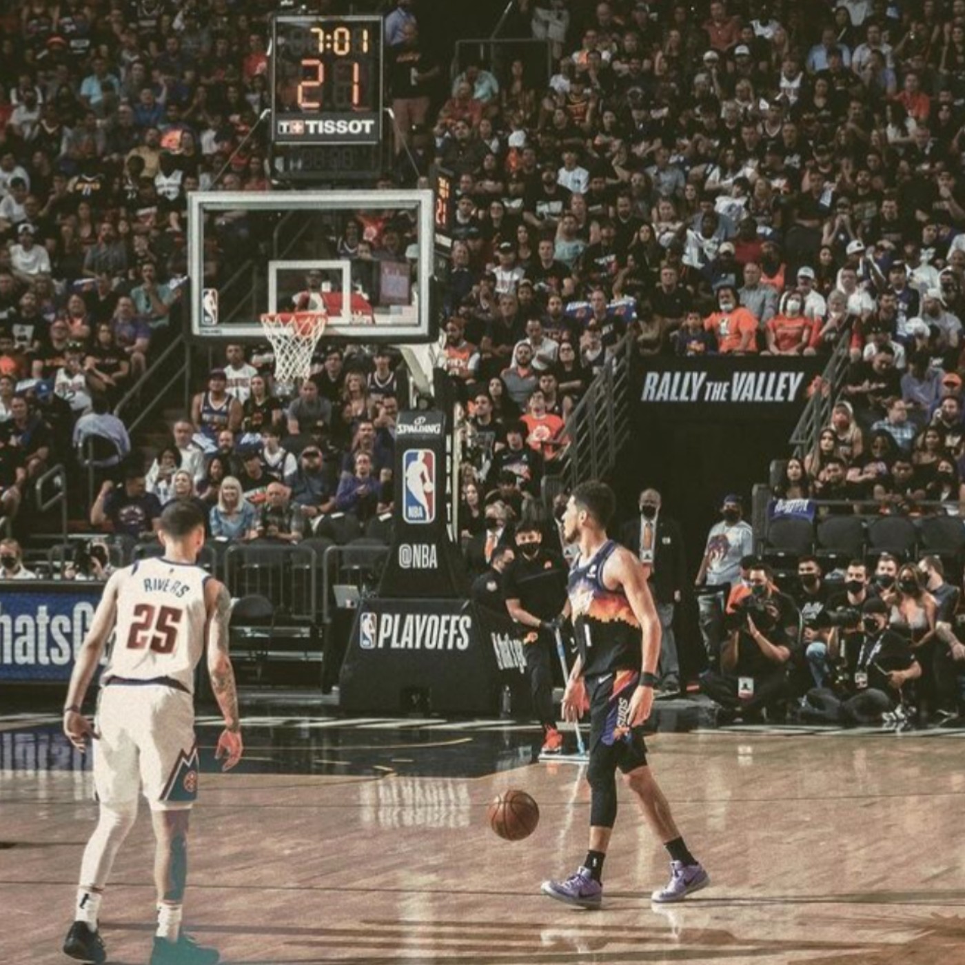 <第二集(下)>--NBA季後賽首輪各大獎項票選、David各種邏輯死亡 、熱火成了首輪獎項最大贏家? 錄到一半段Jacob家竟然停電 ! ?  episode artwork