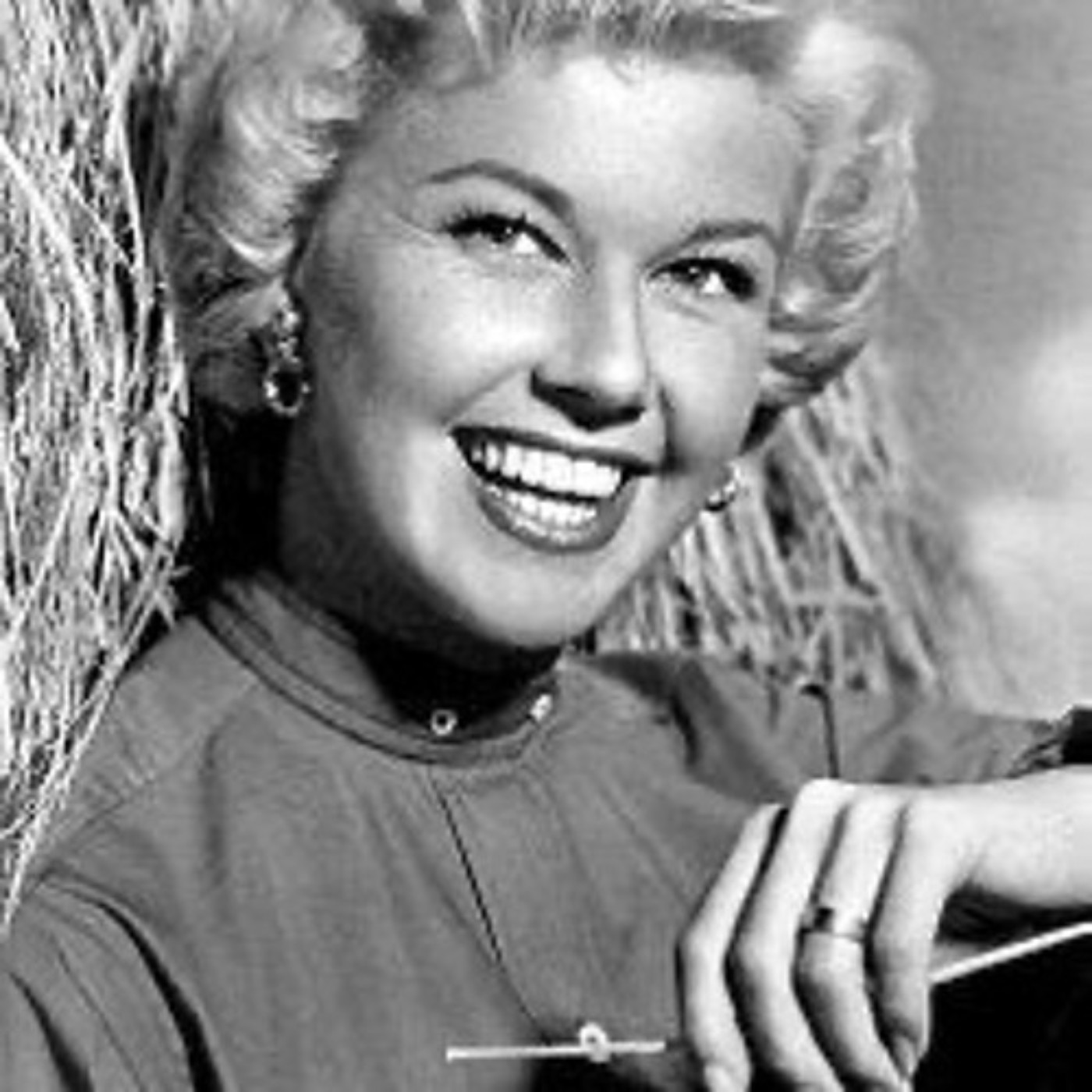 [mashup] Dmitri Shostakovich - Waltz No. 2 X Doris Day - Que Será Será