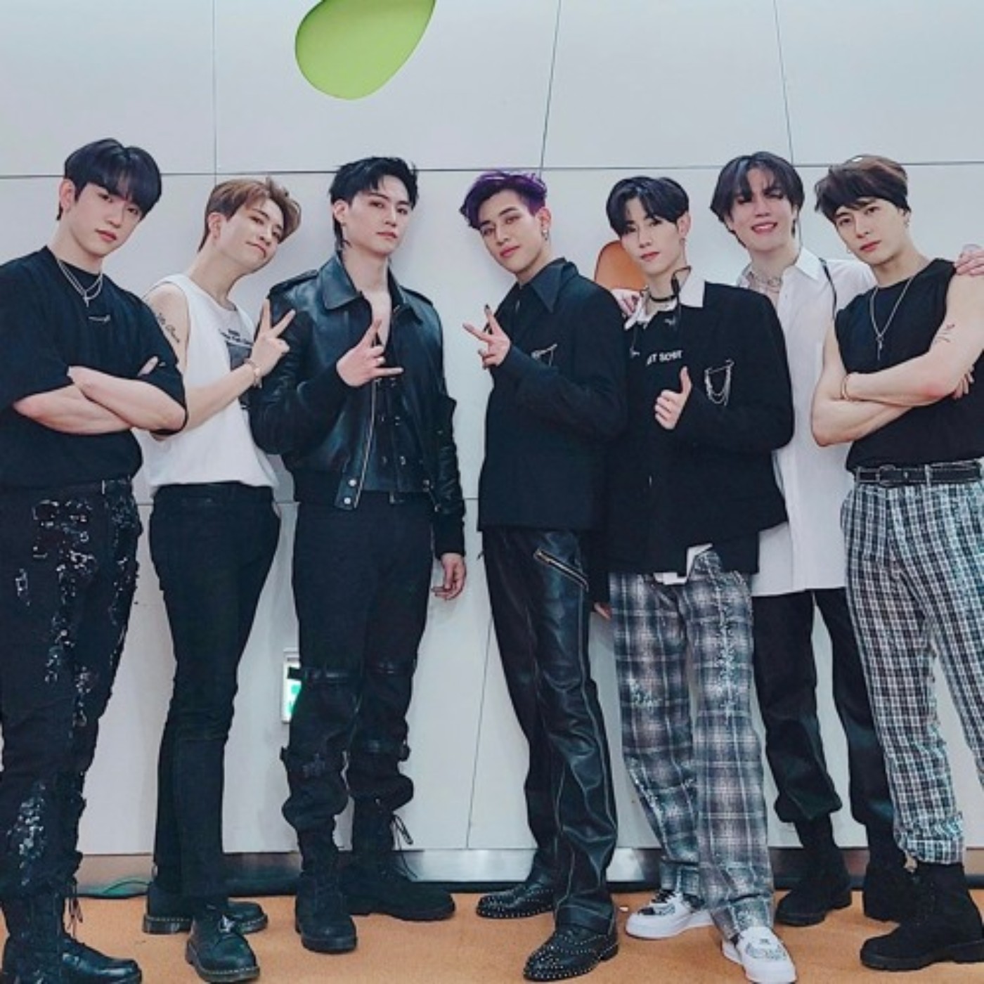 [mashup] GOT7 - Never Ever X ROSALÍA - MALAMENTE