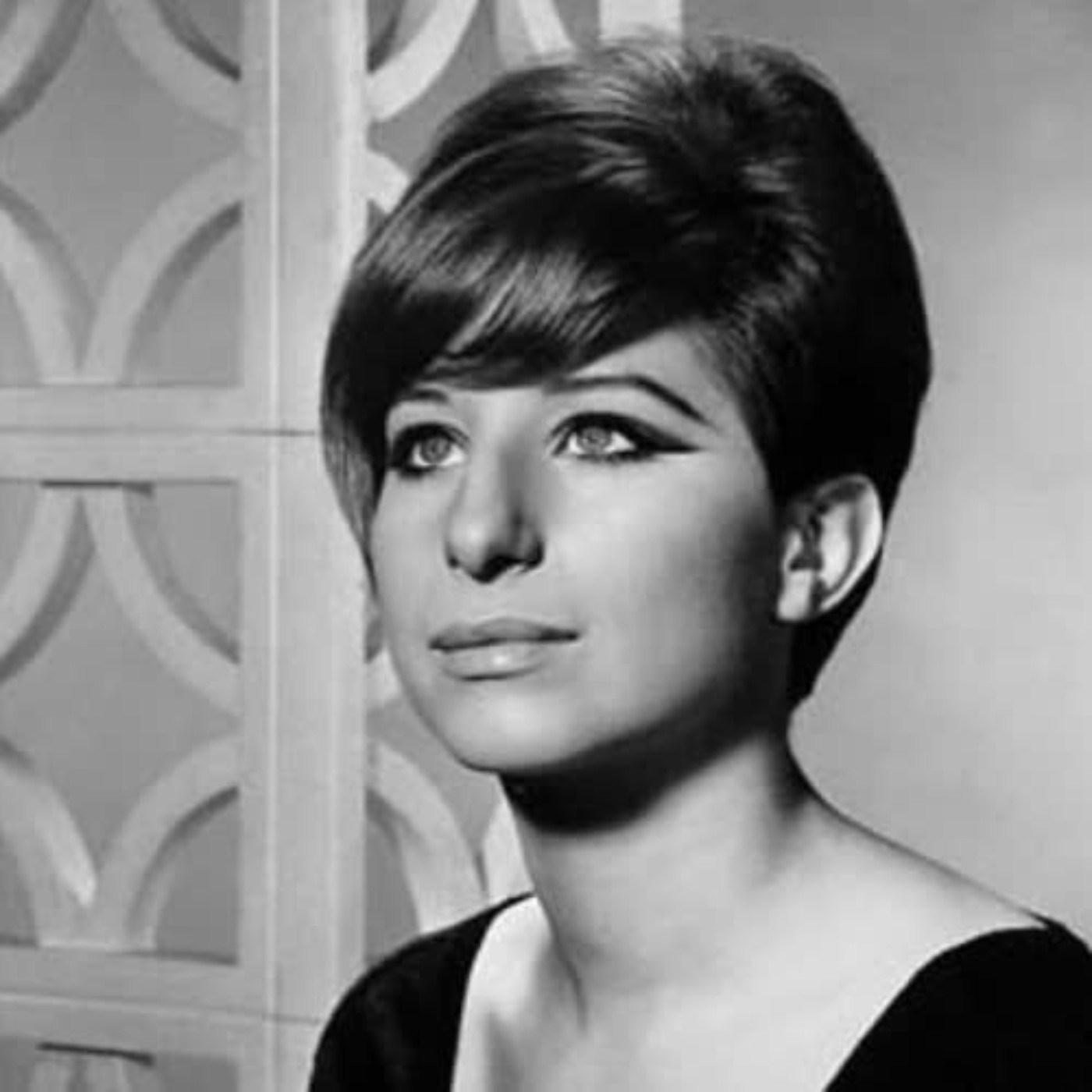 [mashup] Barbra Streisand - Woman in Love X Funeral For A Friend - Novella