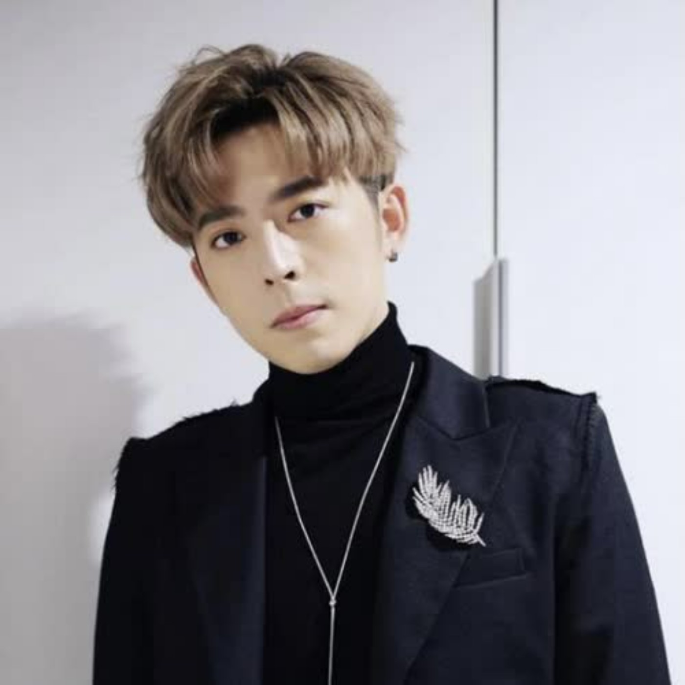 [mashup] YESEO - Free Up X 呂爵安 - Elevator