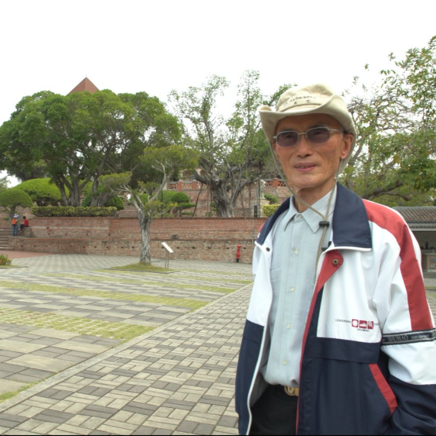 EP66【360行說了算】 文史工作者林錫田老師回憶小時候民國35到36年間，因父親林勇擔任區長，住在安平古堡裡的洋房（今安平古堡文物陳列館）。 episode artwork
