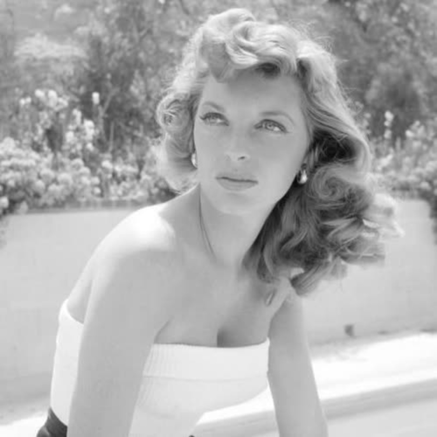[mashup] Julie London - The End Of The World X Patsy Cline, The Jordanaires - Crazy
