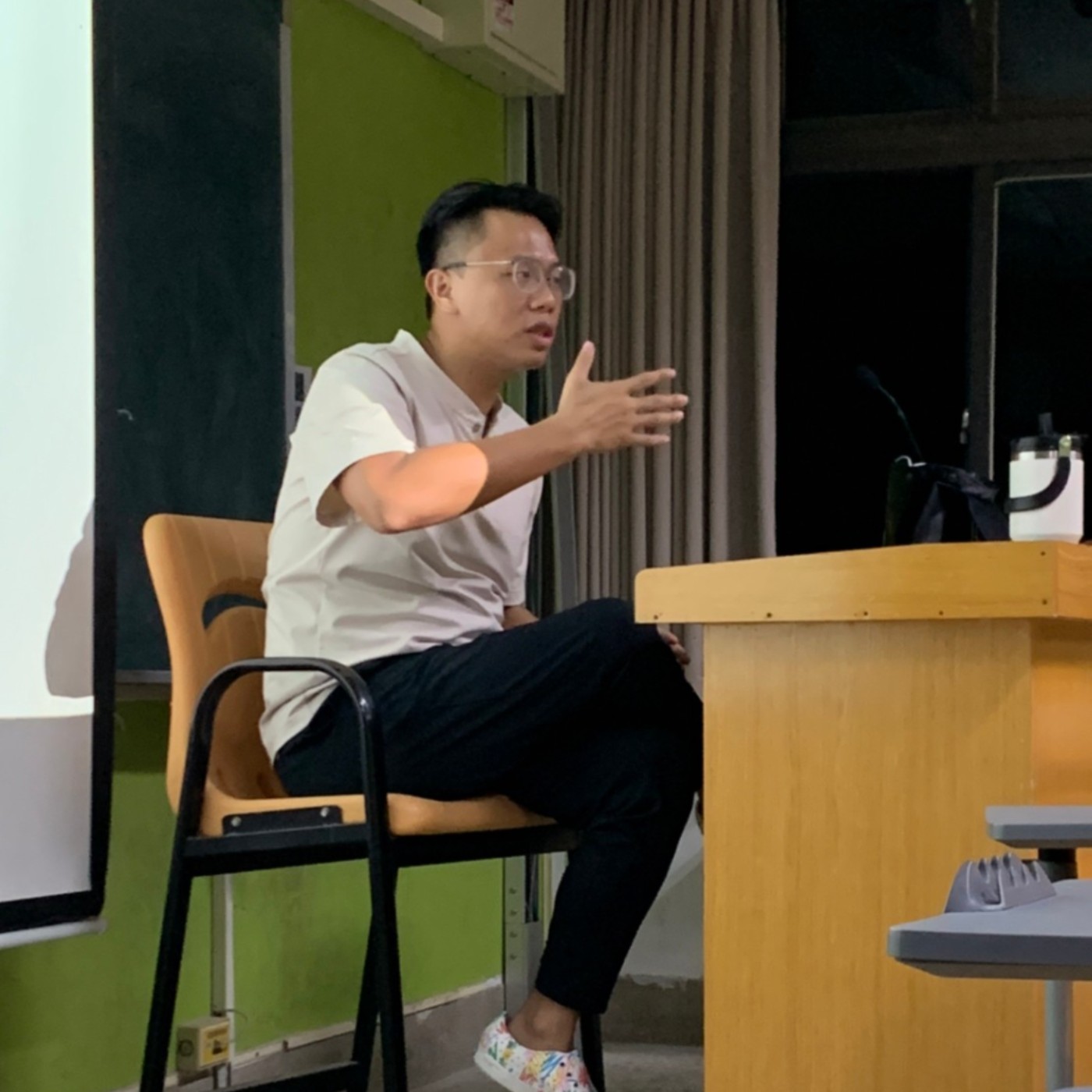 cover of episode 我對你深信不疑你對我總是懷疑