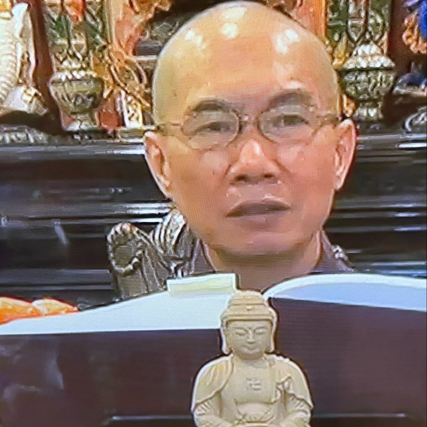 E85  心瑜訪問台南淨宗學會佛學講師曾博巖老師談世俗人如何面對煩惱呢🙃〜 episode artwork