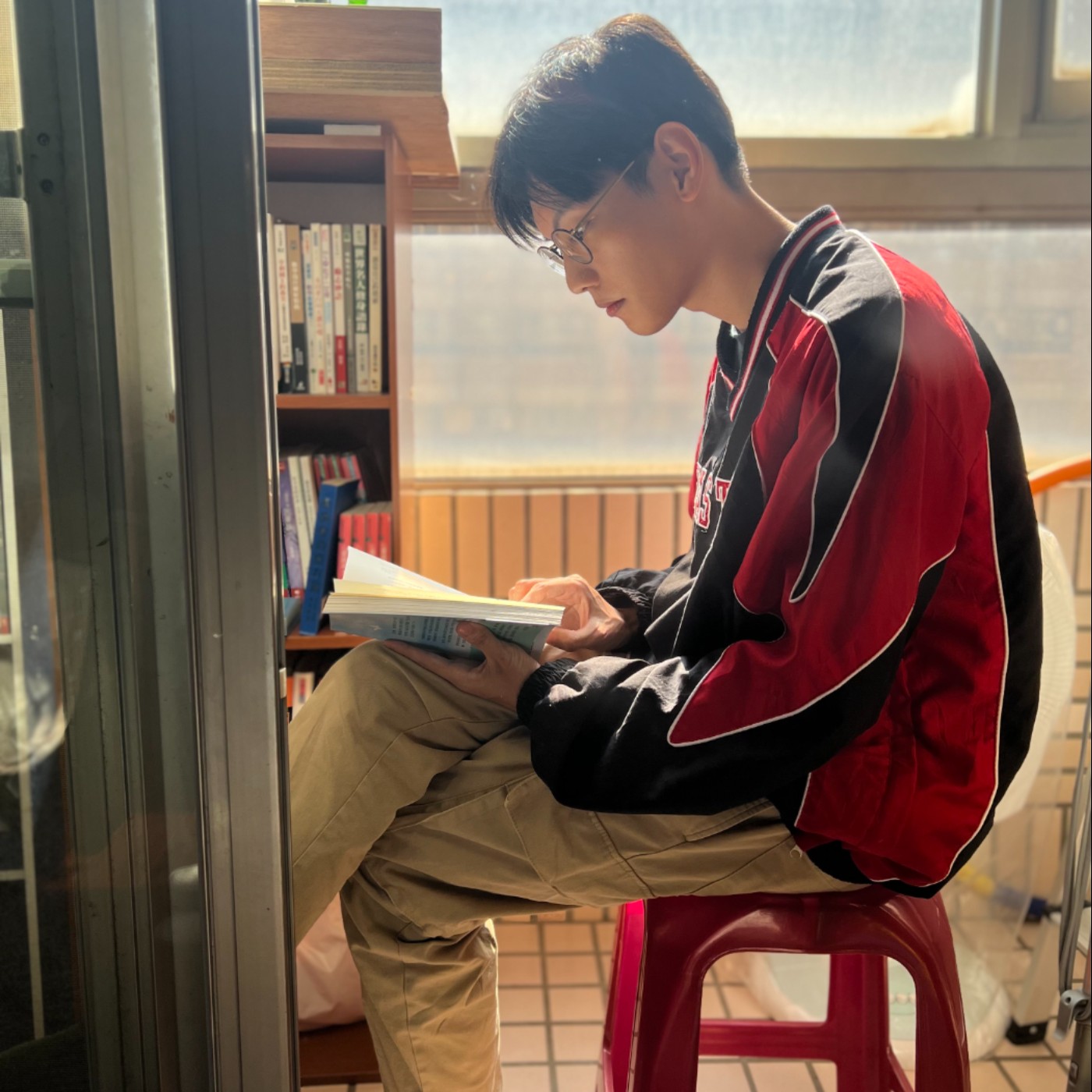 嘻踢卡廢CT cafe