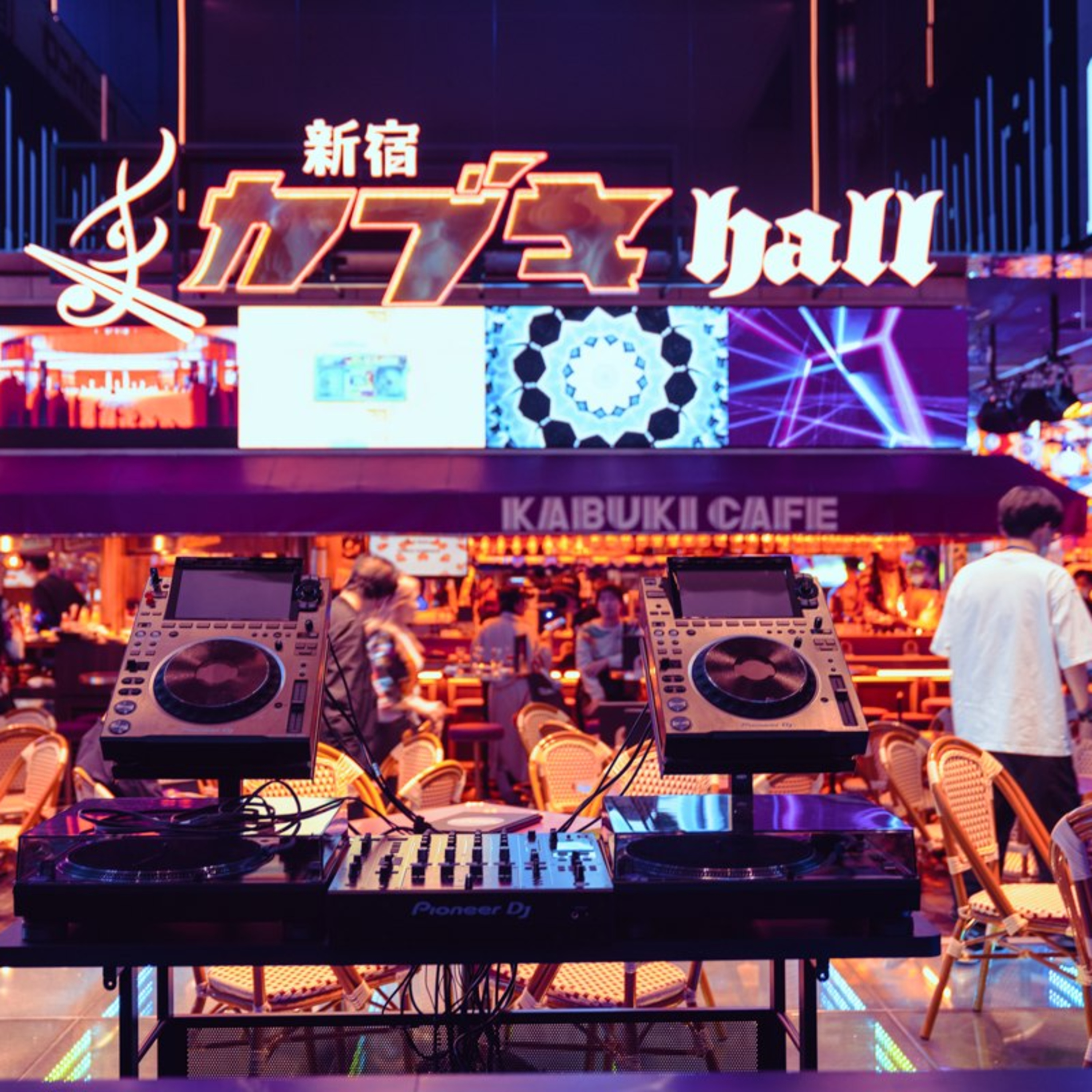 第90回｜超越購物中心！新宿全新娛樂天堂「東急歌舞伎町塔」，美食、遊戲、夜店、Live House一應俱全！