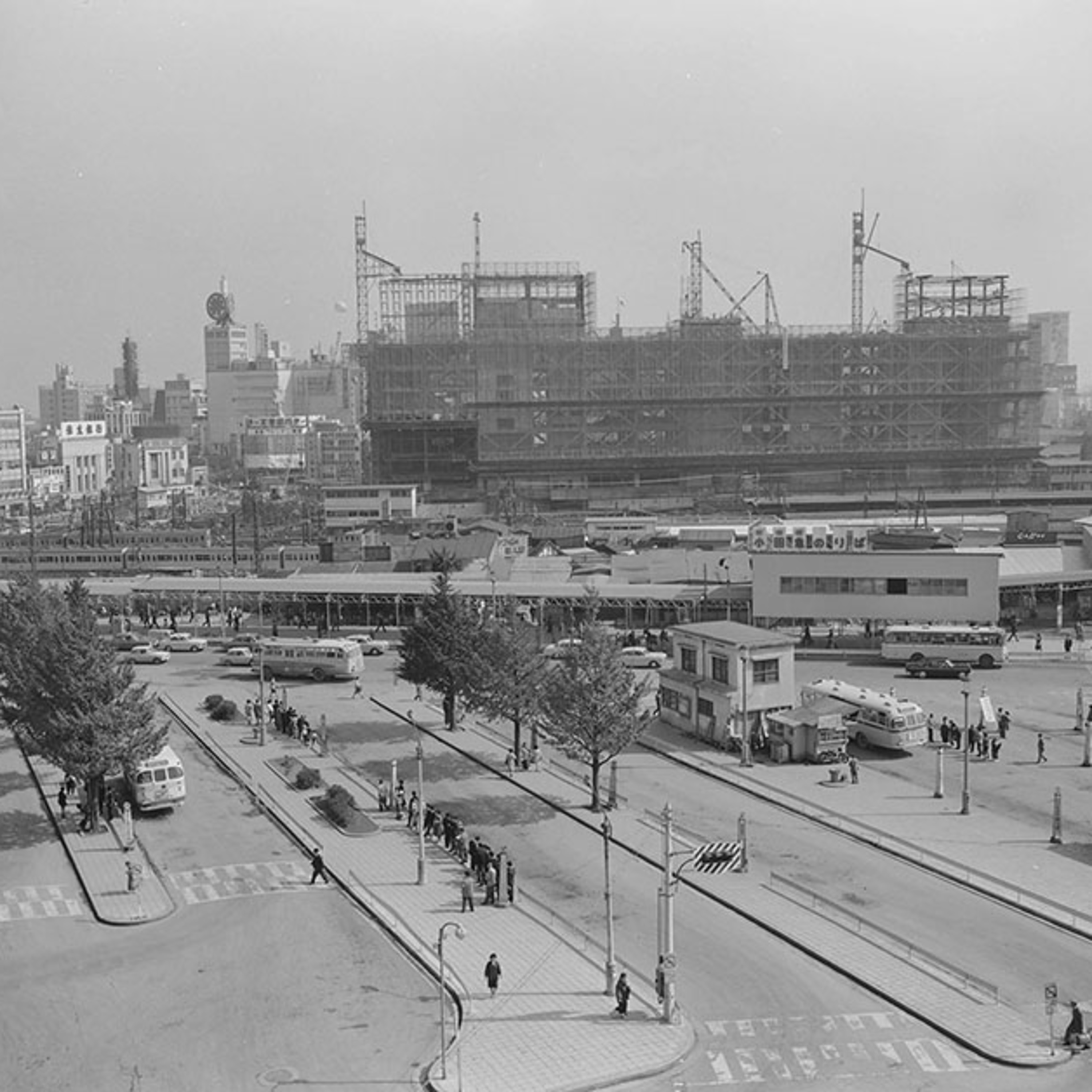 第75回｜新宿站的驚人秘密！從小站到金氏世界紀錄的大車站！