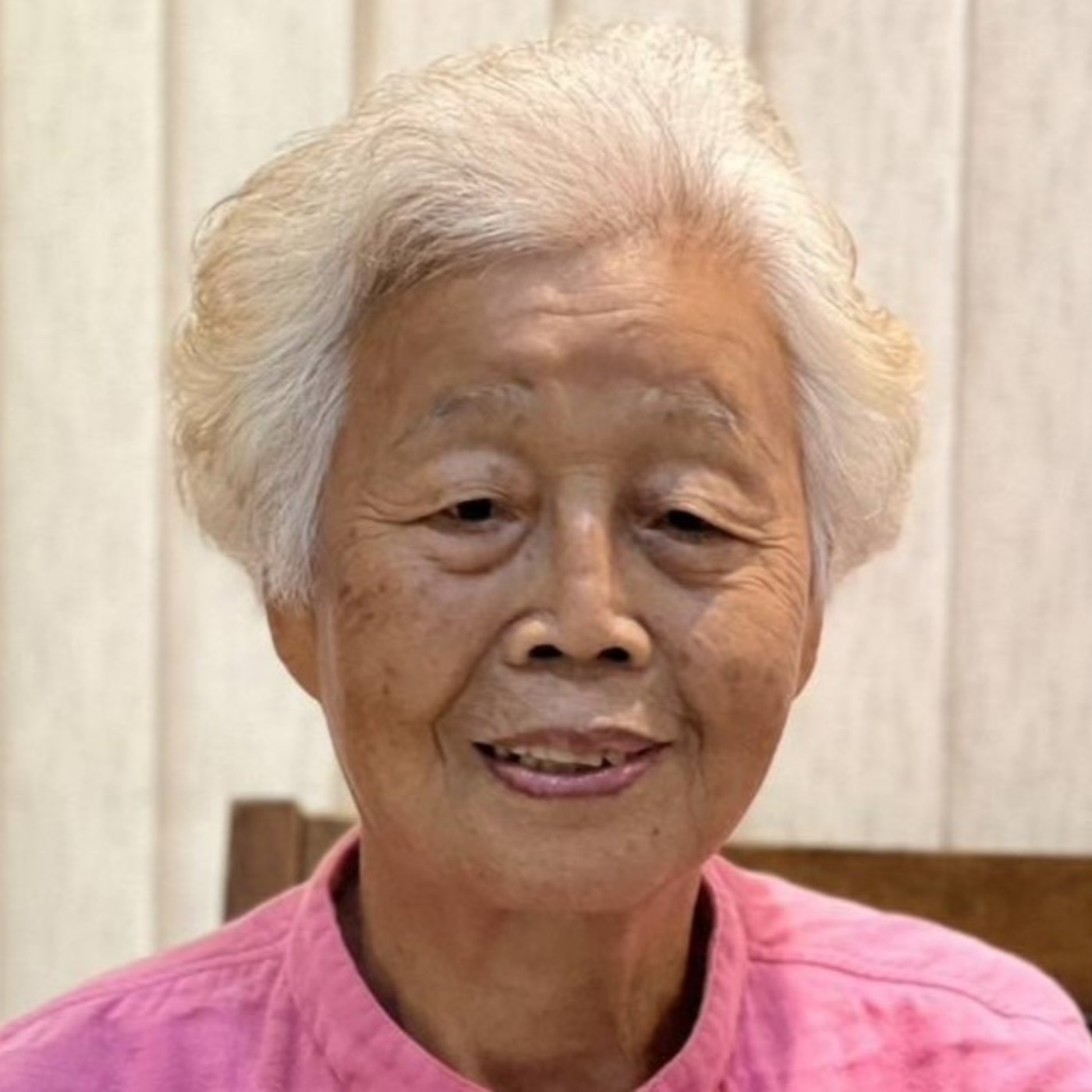 EP29-傳奇故事攝影和旅遊愛好者85歲高齡劉美女學姐當初是怎麼開始接觸攝影和旅遊的？參與六次歐洲自助旅行遇到什麼困難或特別有趣的經歷？分享宜蘭攝影團60次旅程經歷，西藏及內蒙霸上各去過三次的經驗？喜歡拍攝自然風光、建築，還是人物呢？在旅遊時怎麼選擇拍攝主題呢？攝影對學姐來說意味著什麼？建議年輕人趁早旅遊，為什麼這麼覺得？有什麼樣的經驗促使這樣的想法？ episode artwork