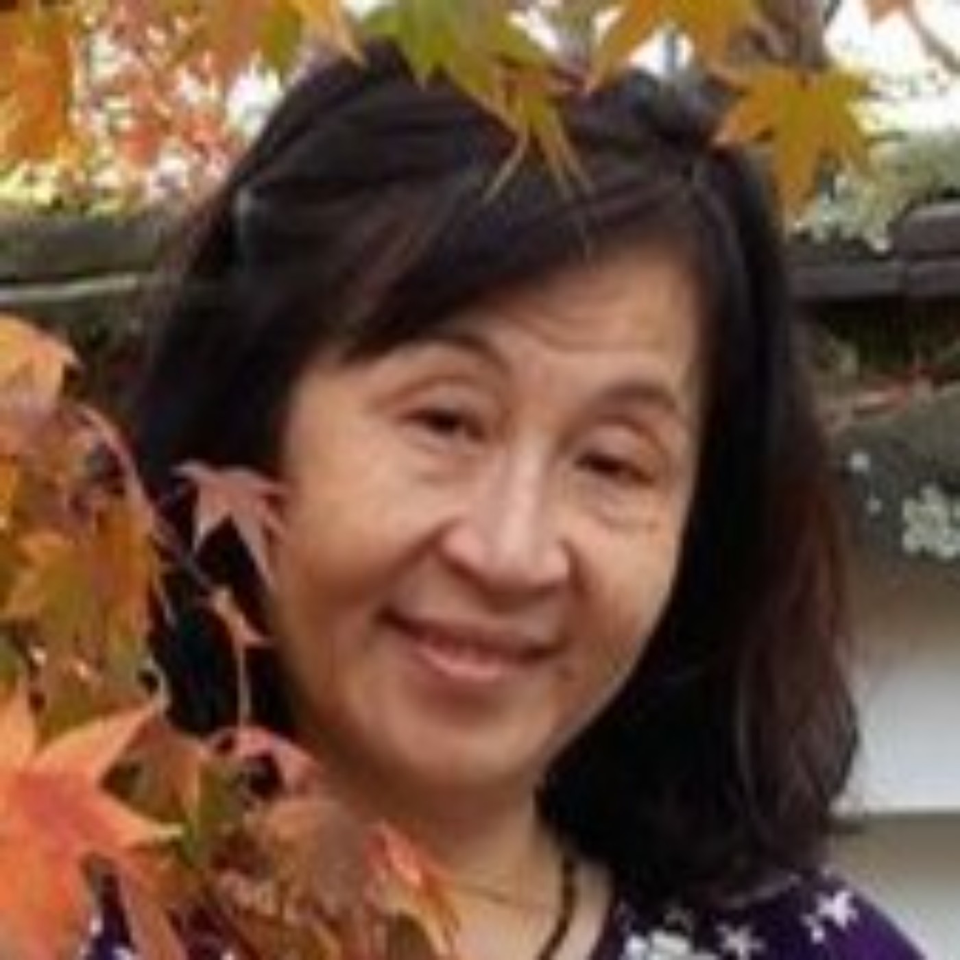 EP32-阮美霜1998年加入藝文推廣處志工隊志工，當時的動機是什麼？曾擔任過志工隊的大隊長，能分享這個角色中遇到的挑戰和成就，有哪些特別的回憶或瞬間讓您感到印象深刻？分享獲得優良志工金鑽獎的過程？志工生涯這麼多年，對自己最大的改變是什麼？除了志工活動，還有哪些興趣和愛好呢？認為成為志工的最大意義是什麼？最重要的素質是什麼？  episode artwork