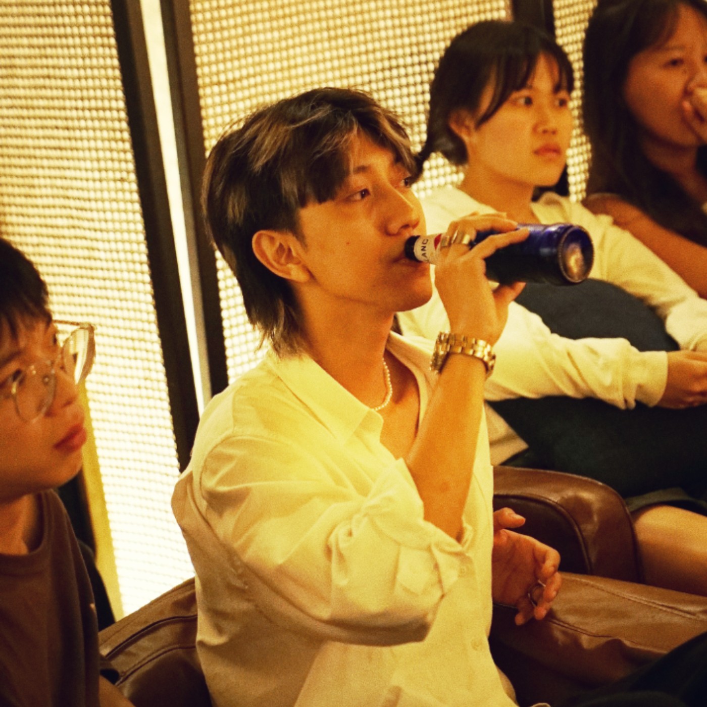 cover of episode 26 歲看到了行業的盡頭，凡爾賽的燈光師之路