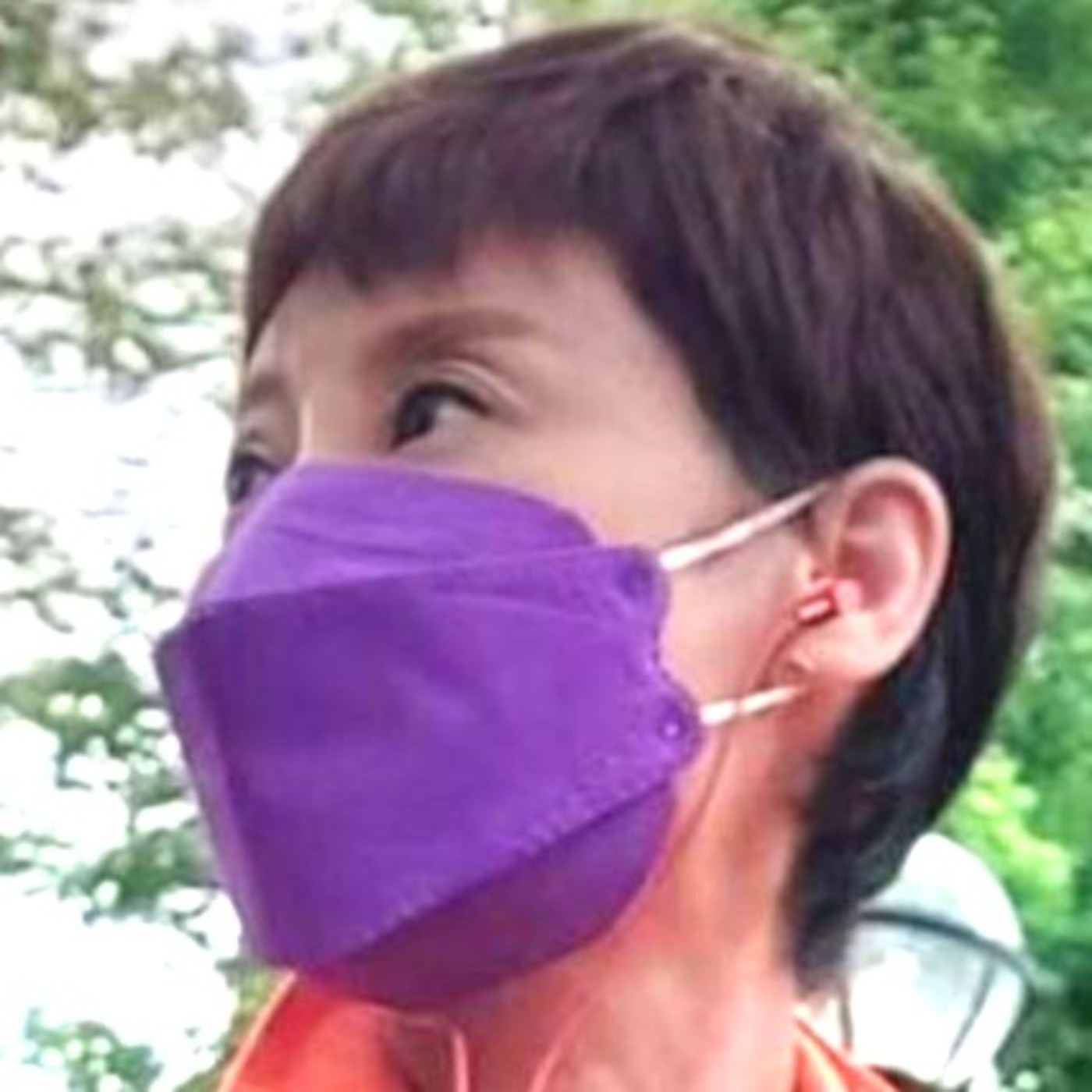 EP45-張瓊瑤老師曾擔任公益活動的造型師,如何看待公益活動在時尚行業中的角色?在職業生涯眾多造型經歷中,有哪些是經典不敗的單品?運動鞋與休閒鞋兩者最大的區別是什麼?作為一名專業造型師,如何平衡工作與生活的?作為評審,在比賽中最看重的評價標準是什麼?對熟齡網紅走時裝秀的看法?對想要進入美容時尚造型行業的年輕人有什麼建議? EP45-張瓊瑤老師曾擔任公益活動的造型師,如何看待公益活動在時尚行業中的角色?在職業生涯眾多造型經歷中,有哪些是經典不敗的單品?運動鞋與休閒鞋兩者最大的區別是什麼?作為一名專業造型師,如何平衡工作與生活的?作為評審,在比賽中最看重的評價標準是什麼?對熟齡網紅走時裝秀的看法?對想要進入美容時尚造型行業的年輕人有什麼建議?