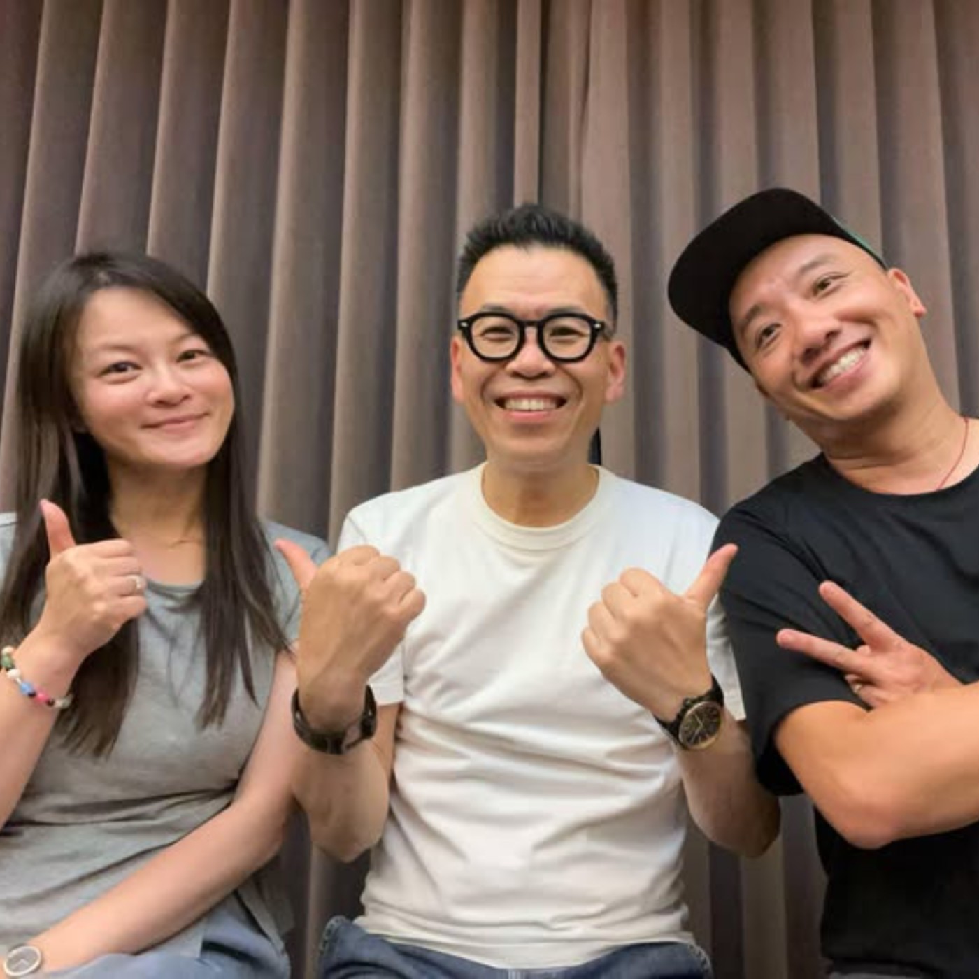 【星河VIP】專訪徐繼宗+TRACY – 夫妻經營事業家庭共同打造音樂天空 (下) 【星河VIP】專訪徐繼宗+TRACY – 夫妻經營事業家庭共同打造音樂天空 (下)