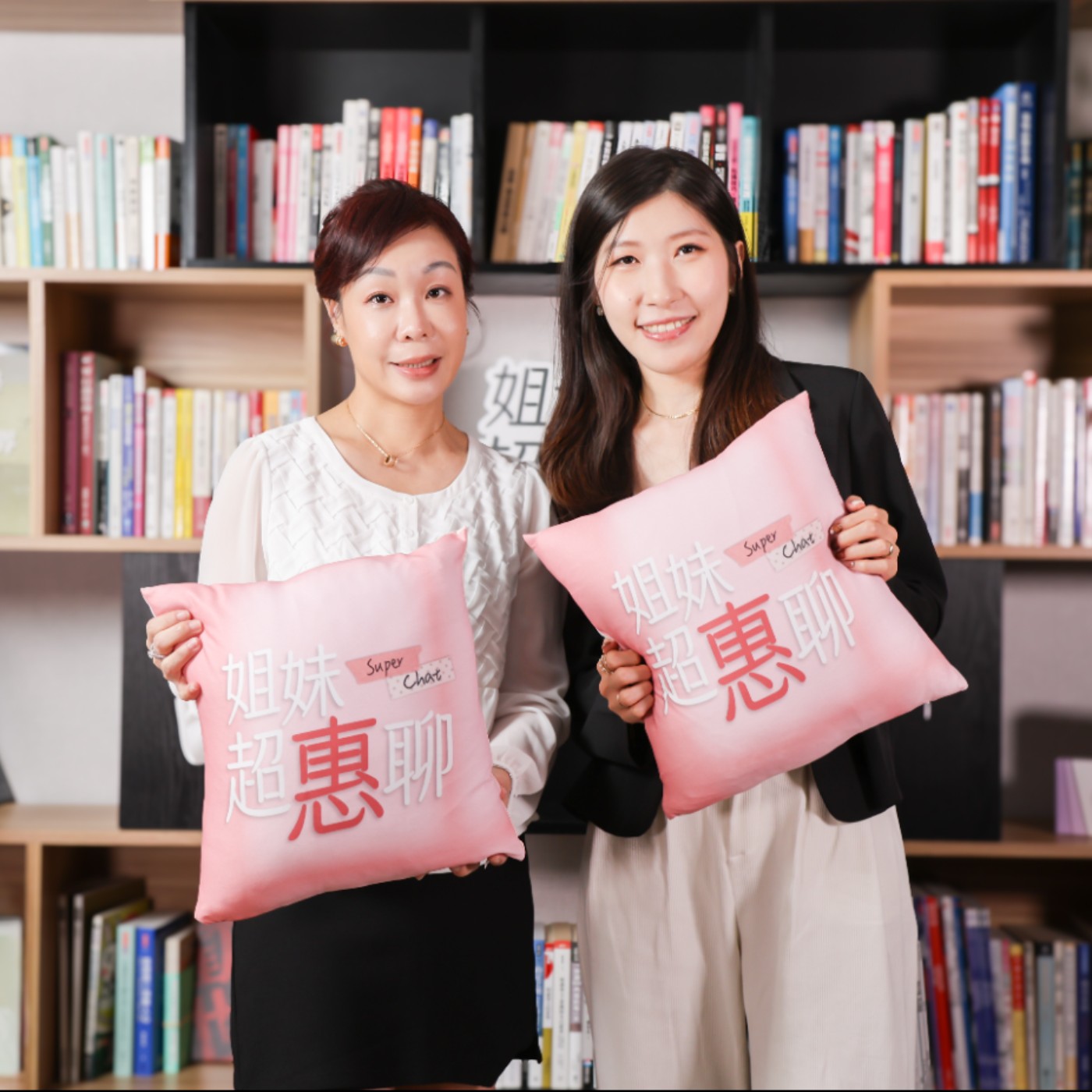 EP34：一手握行銷筆，一手翻煎台——從行銷人到拉亞漢堡加盟主，許惠禎的人生轉場