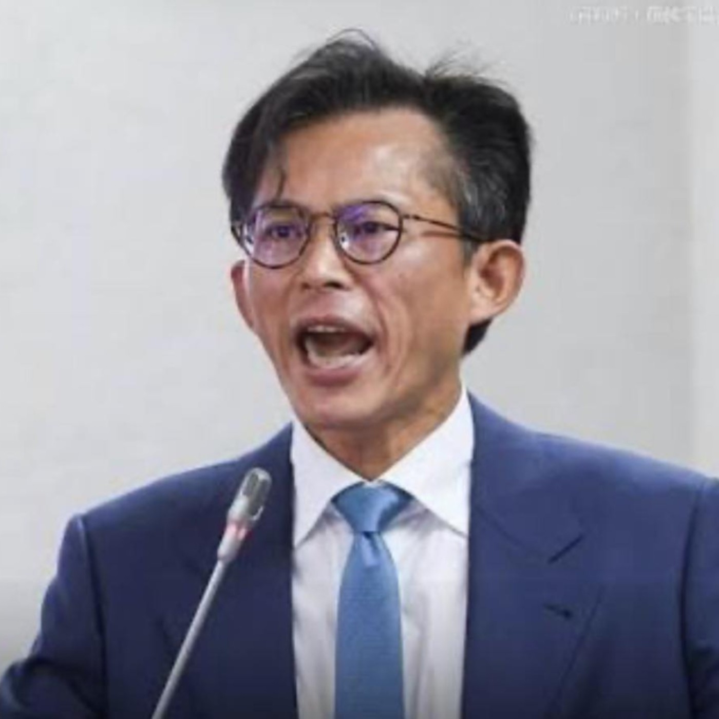 【政治現形記9】打包政黨去換官？從冷戰獵巫到台灣政壇，拆解「咆哮戰神」黃國昌的瘋狂奪權劇本！
